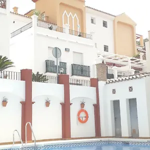 https://casa-irma.hotelsinnerja.org
